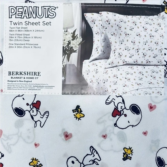 Peanuts Snoopy TWIN SIZE Valentines Day Sheet Set  hearts Berkshire New - Picture 3 of 5